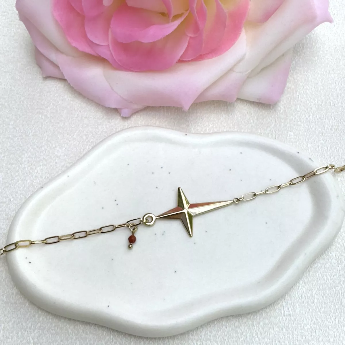 Bracelet En Acier Inoxydable Signé Thierry Mugler - Motif étoile - Fermoir Crochet - Occasion