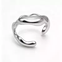 Bague ajustable ondulée effet organique argentée